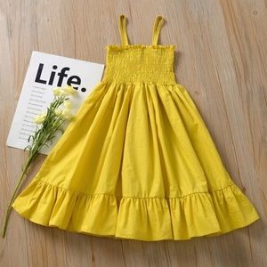 Girls ruffle dress